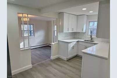 32 Millburn Rd, Jefferson Township, NJ 07849 - Photo 3