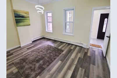 244 Lincoln Ave, Cliffside Park, NJ 07010 - Photo 5