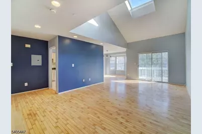 30 Pasture Ct, Roxbury Township, NJ 07852 - Photo 11