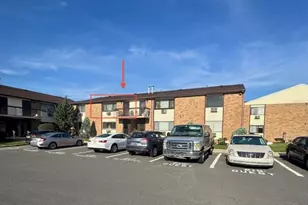 528 Cricket Ln, Woodbridge Township, NJ 07095 - Photo 1