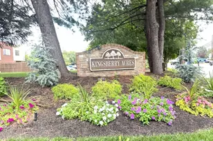 237 Kingsberry Dr, Franklin Township, NJ 08873 - Photo 1
