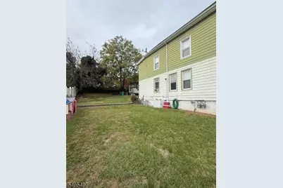 437 Morrissee Ave, Haledon, NJ 07508 - Photo 3