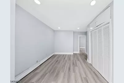 437 Morrissee Ave, Haledon, NJ 07508 - Photo 15