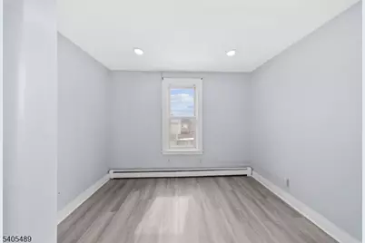 437 Morrissee Ave, Haledon, NJ 07508 - Photo 7