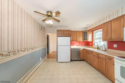 8 Franklin Dr, Mendham Township, NJ 07869 - Photo 15