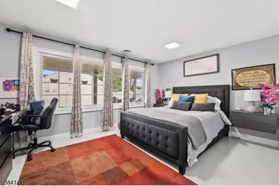 231 Starmond Ave, Clifton, NJ 07013 - Photo 27