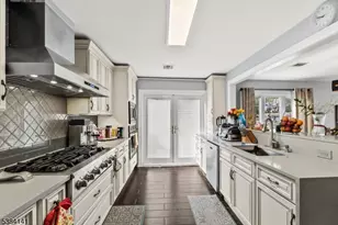 231 Starmond Ave, Clifton, NJ 07013 - Photo 11