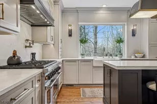 36 W Springtown Rd, Washington Township, NJ 07853 - Photo 15