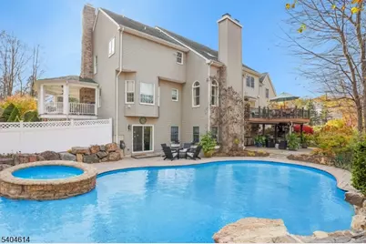 36 W Springtown Rd, Washington Township, NJ 07853 - Photo 5