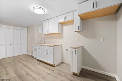 88 Emerson Rd, Franklin Township, NJ 08873 - Photo 15