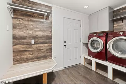 88 Emerson Rd, Franklin Township, NJ 08873 - Photo 9