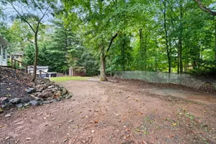 88 Emerson Rd, Franklin Township, NJ 08873 - Photo 25