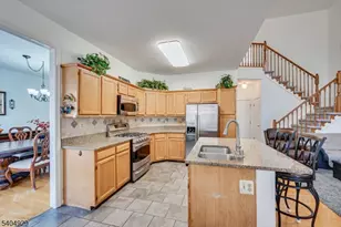 62 Magellan Way, Franklin Township, NJ 08823 - Photo 11