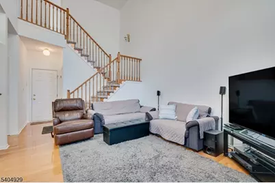 62 Magellan Way, Franklin Township, NJ 08823 - Photo 17