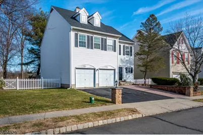 62 Magellan Way, Franklin Township, NJ 08823 - Photo 3