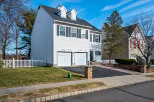 62 Magellan Way, Franklin Township, NJ 08823 - Photo 3