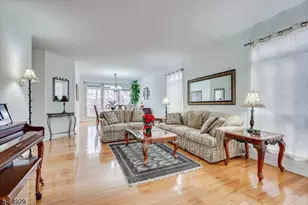 62 Magellan Way, Franklin Township, NJ 08823 - Photo 5