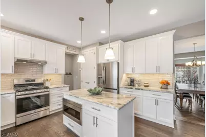 7 Winding Ridge Road, Jefferson Township, NJ 07849 - Photo 15