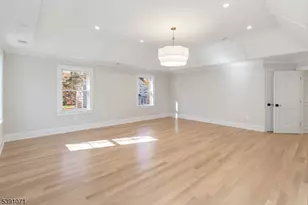 2 Whitman Dr, Chatham Township, NJ 07928 - Photo 23