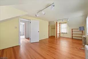 225 Irvington Ave, Franklin Township, NJ 08873 - Photo 17