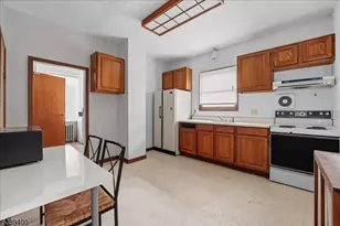 225 Irvington Ave, Franklin Township, NJ 08873 - Photo 11