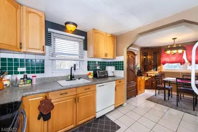 6 Mulberry St, Hamburg, NJ 07419 - Photo 9