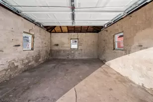 78 Anderson St, Raritan, NJ 08869 - Photo 33