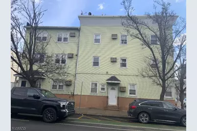 160 E Kinney St, Newark, NJ 07105 - Photo 1