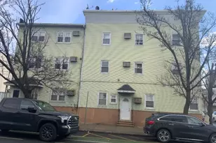 160 E Kinney St, Newark, NJ 07105 - Photo 1