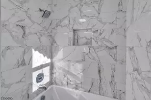 18 John St, Carteret, NJ 07008 - Photo 15