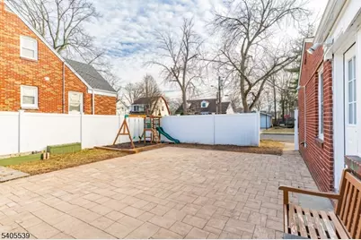703 Elm St, Roselle, NJ 07203 - Photo 15
