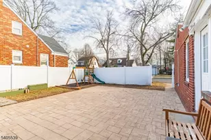 703 Elm St, Roselle, NJ 07203 - Photo 15