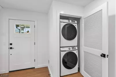 80 Anderson St, Raritan, NJ 08869 - Photo 13