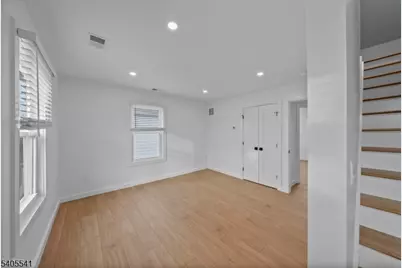 80 Anderson St, Raritan, NJ 08869 - Photo 15