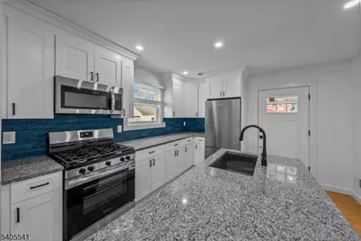 80 Anderson St, Raritan, NJ 08869 - Photo 11