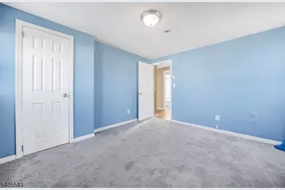 22 Falmouth Ave, Elmwood Park, NJ 07407 - Photo 21