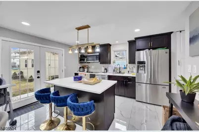 241 Orange St, Dunellen, NJ 08812 - Photo 5