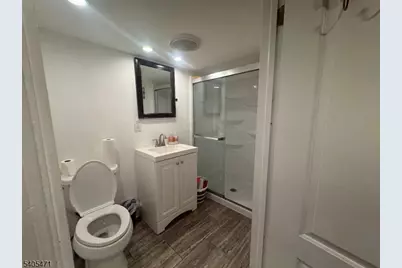 835 Dixie Ln, Plainfield, NJ 07062 - Photo 29