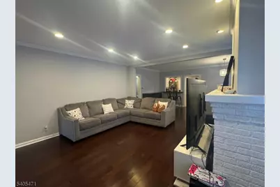 835 Dixie Ln, Plainfield, NJ 07062 - Photo 11