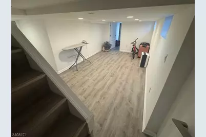 835 Dixie Ln, Plainfield, NJ 07062 - Photo 35