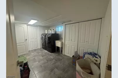 835 Dixie Ln, Plainfield, NJ 07062 - Photo 31