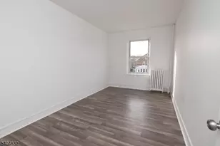 132 4th Ave, Florence Township, NJ 08554 - Photo 17