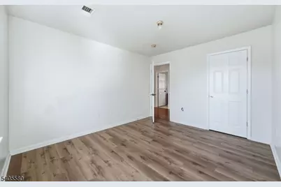 303-305 W Runyon St, Newark, NJ 07108 - Photo 17