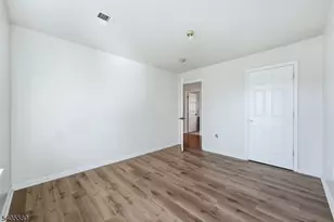 303-305 W Runyon St, Newark, NJ 07108 - Photo 17