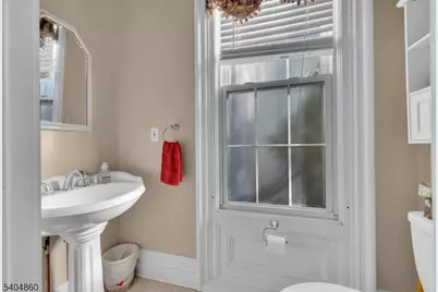 305 E High St, Bound Brook, NJ 08805 - Photo 9