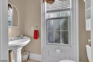 305 E High St, Bound Brook, NJ 08805 - Photo 9