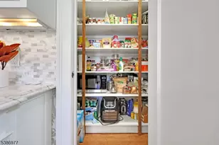 65 S Mountain Ave, Montclair, NJ 07042 - Photo 15