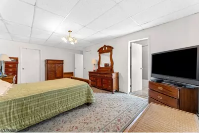 78 Girard Pl, Newark, NJ 07108 - Photo 21