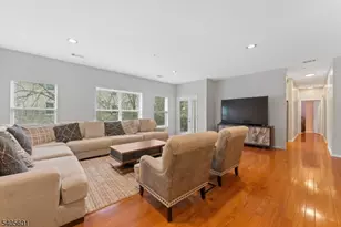 511 Brittany Dr, Wayne, NJ 07470 - Photo 3