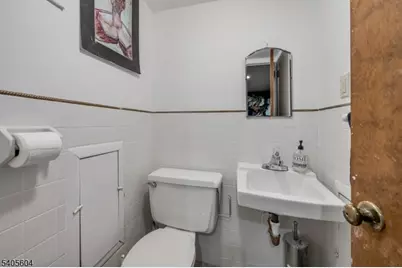 17 Porter Rd, West Orange Township, NJ 07052 - Photo 25